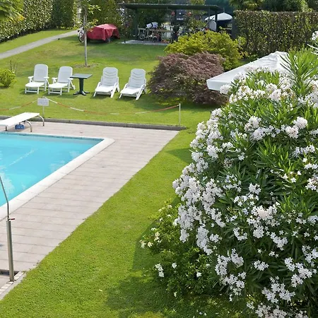 Casa Augusta Maccagno